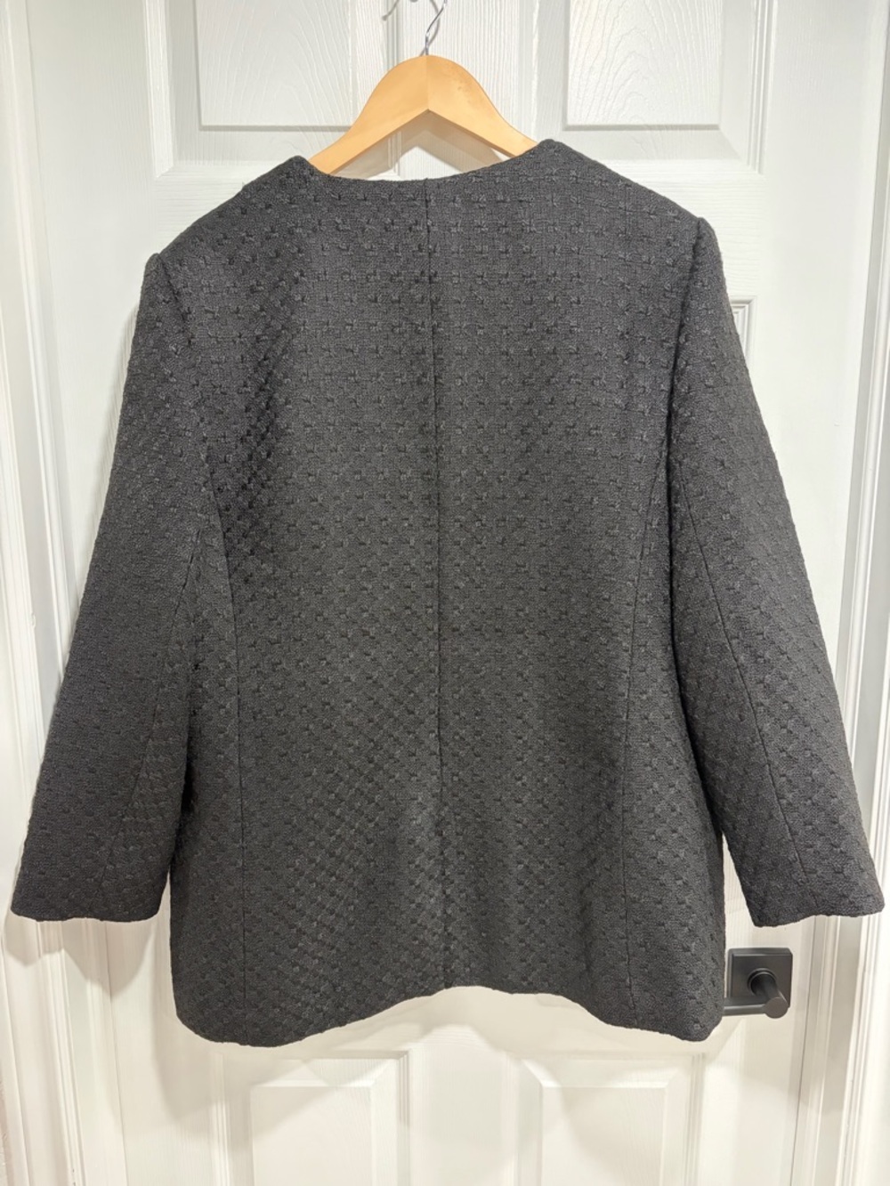 Ricki's Black Bouclé Textured Round-Neck Button Up Front and Pockets Jacket - Picture 5 of 8